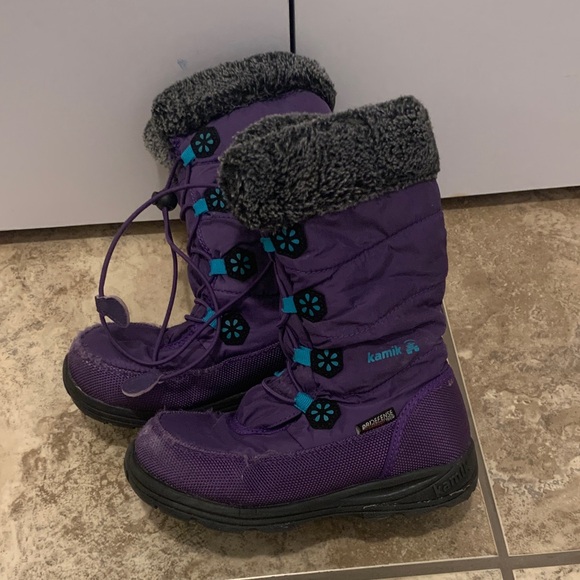 Kamik Other - Kamik Ava 100% waterproof  Snow Boots with Gray Lining Girls